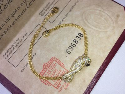 Perfect Replica Cartier Leopard Bracelet-All Gold Diamond 